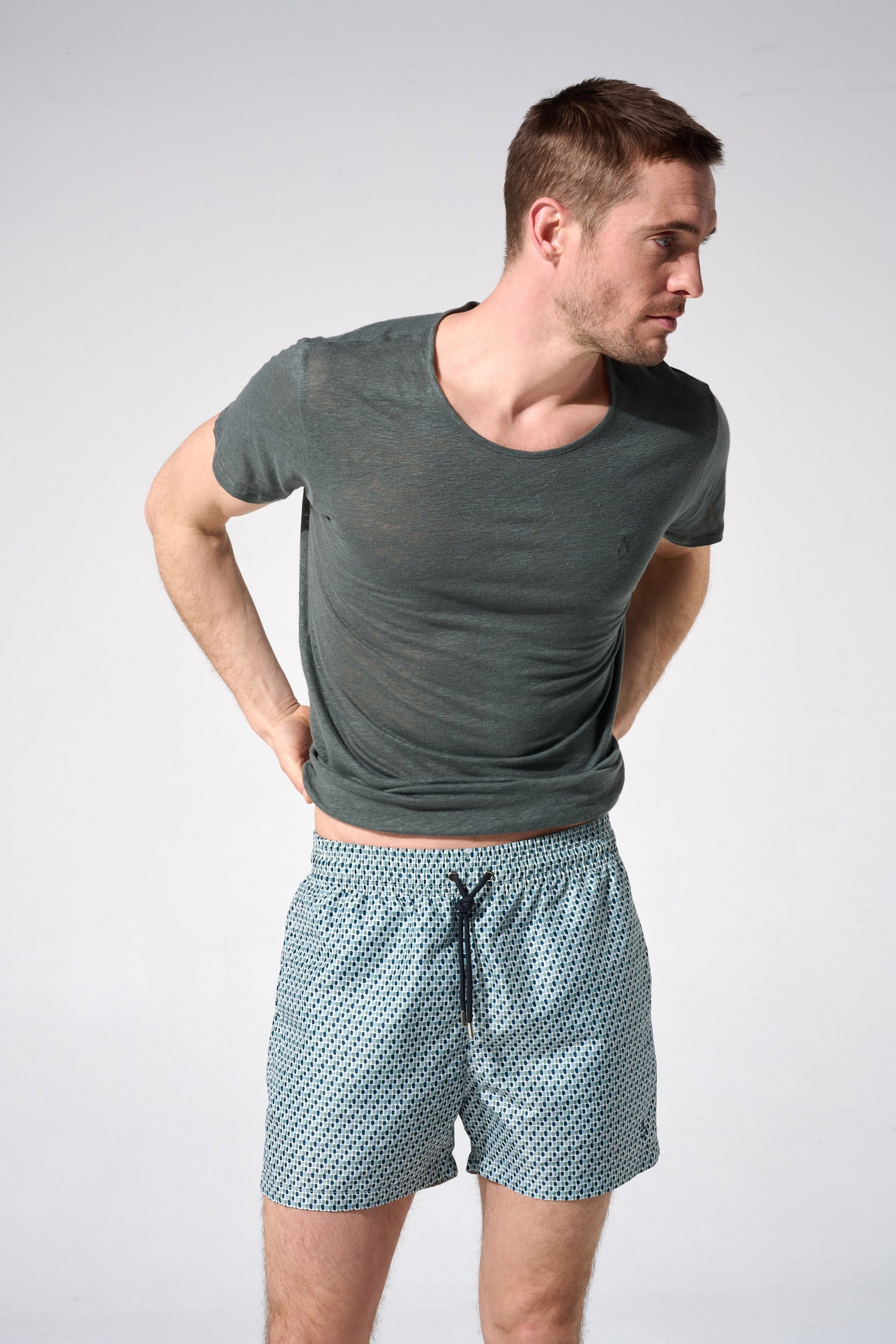 tee shirt en lin vert homme