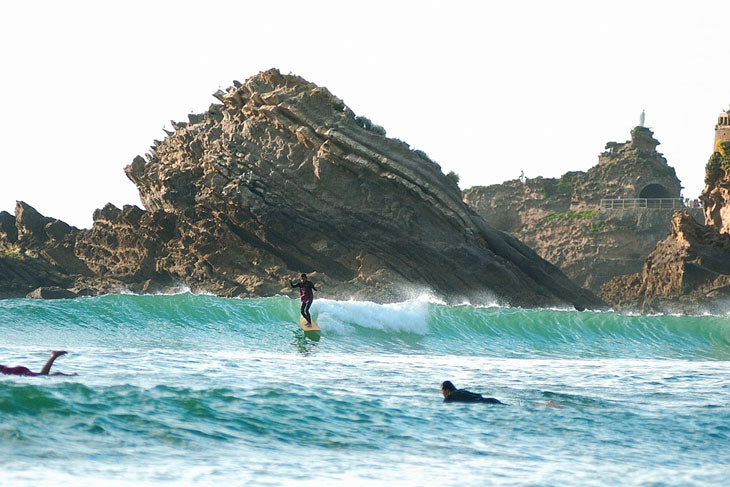 Les Meilleurs spots de surf écoresponsables à explorer